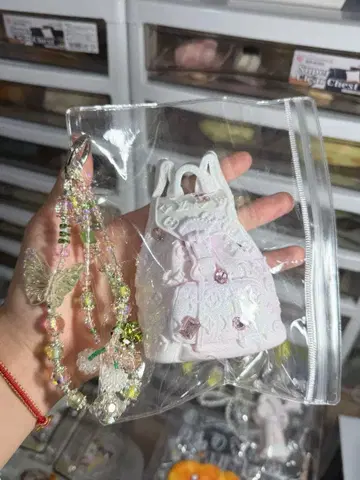 LV풍 백팩 키라키라 스퀴즈
