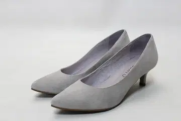 21 스태카토 천연 가죽 포인트 펌프스 (22.5cm) 새상품급