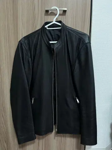 STUDIOUS 블랙 가죽 자켓 사이즈 3
