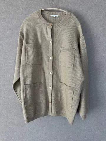 자유구 베이지 니트 가디건 긴팔