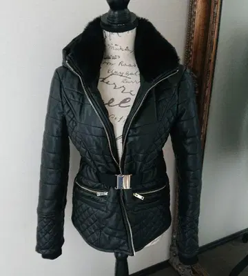 새상품급 River Island 퍼 포함 퀼팅 가죽 자켓