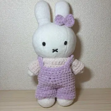 포즈 미피  의류 오버롤