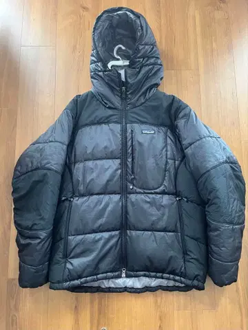 [ 새상품급 ] 06년산 patagonia 다운 파카 블랙