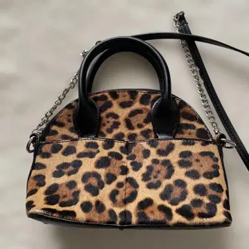 [ Zara ] 레오파드 무늬 미니 숄더백