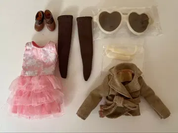 네오 브라이스 브라이스 모니크 마니피크 아웃핏 의류