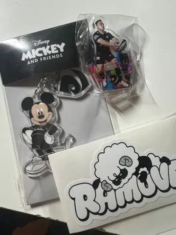 리코 블랙램즈 디즈니 아크릴 키링 아크릴 스탠드 덤