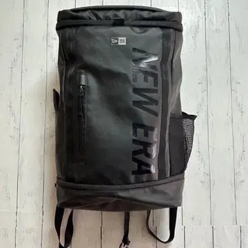 NEW ERA 블랙 백팩 박스팩 대용량