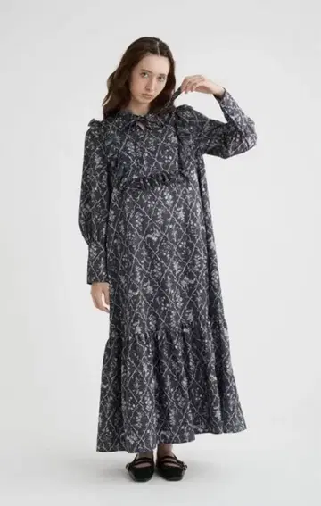 FURFUR 퍼퍼 플라워 부케 프린트 원피스