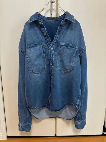 [ NOBLE ] 현행 모델 데님 셔츠 페이드 컬러 빅 포켓 셔츠