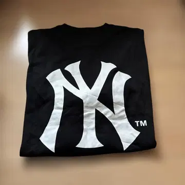 가격 인하 새상품 MLB 뉴욕 양키스 맨투맨 후드티 LL 사이즈