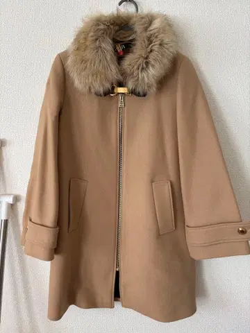 ZARA MANTECO 퍼 코트