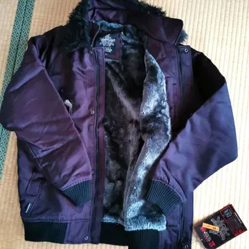 새상품 워크맨 블랙 보아 안감 점퍼