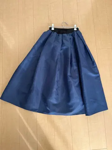 네이비/플레어 스커트/M 사이즈