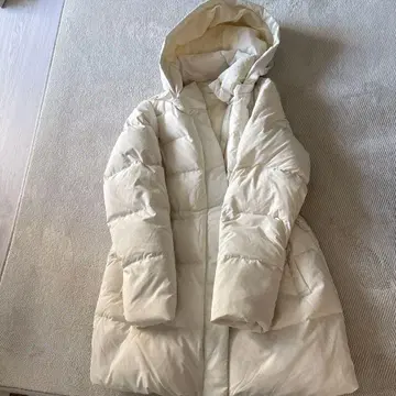 Green Down 화이트 다운 자켓 M 사이즈