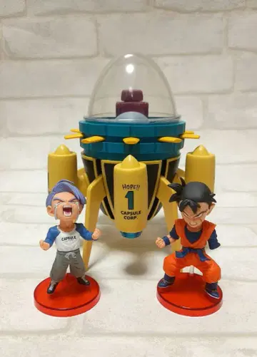 드래곤볼 월드 콜렉터블 타임머신 손오반 트렁크스 총 3체