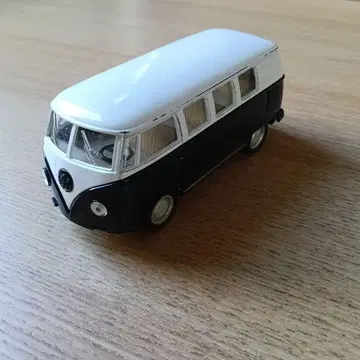 폭스바겐 워크스바겐 버스 미니카 블랙 화이트