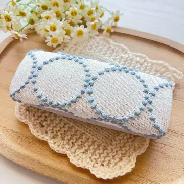 미나 페르호넨 탬버린 화이트 안경 케이스 리버티 베치