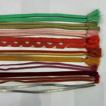 망설이지 않는 배색, 허리띠 9개 세트