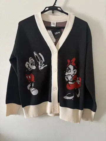새상품 미키 미니 가디건 M 사이즈 크리스마스 코디 미키미니