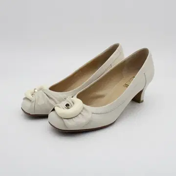 16 새상품 리퍼 고어텍스 올웨더 펌프스 (22.5cm)