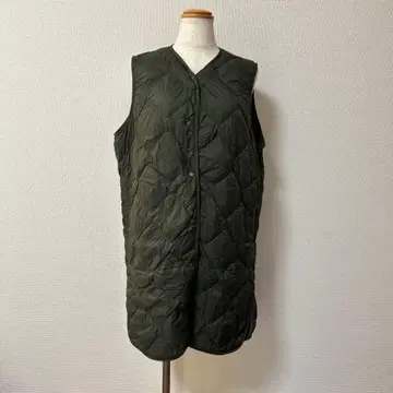 올리브 그린 퀼팅 베스트