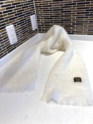 새상품급 만타스 에스카라이 모헤어 머플러 스페인산