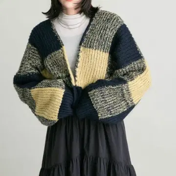 KBF BIG 체크 숏 가디건