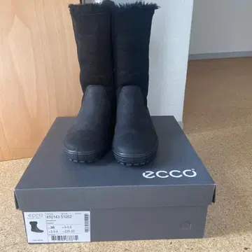 ECCO 블랙스 에이드 어그 부츠 36