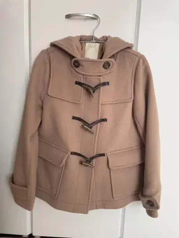 베이지 더플 코트 후드 부착