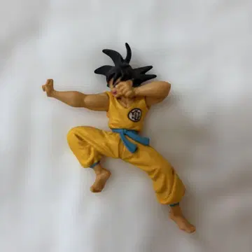 드래곤볼 손오공 피규어
