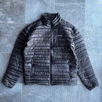 Patagonia 울트라 라이트 다운 블랙 M