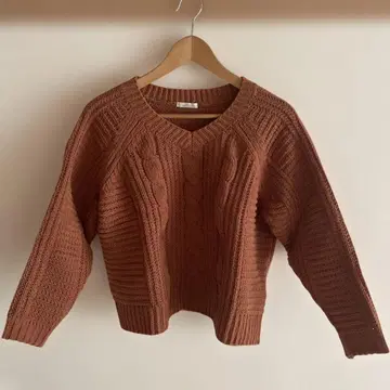 URBAN RESEARCH 테라코타 V넥 스웨터