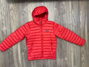 patagonia 후드 부착 다운 자켓 빨간색