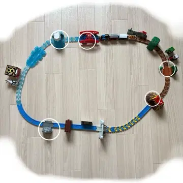 캡슐 프라레일 토마스 레일과 차량 세트