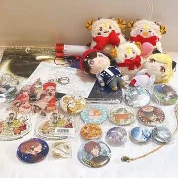 아마츠키 목걸이 아크릴 키링 캔뱃지 묶음 판매