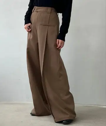 [ chuclla ] 츄클라 미사용 와이드 플레어 볼륨 슬랙스 M