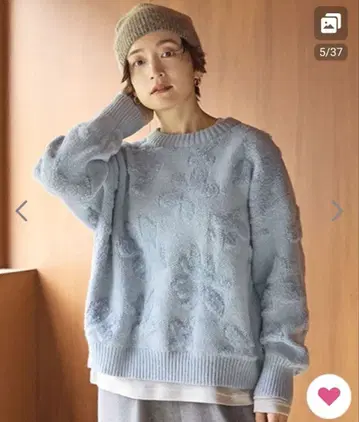 이번 시즌 완판템! 스튜디오 클립 꽃무늬 니트