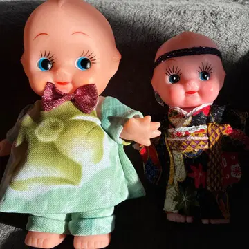 큐피 인형 세트 컬러풀 의상 포함