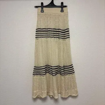 dazzlin 아이보리 뜨개질 니트 롱 스커트