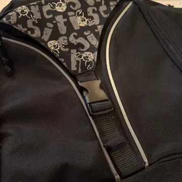 스티치 블랙 나일론 백팩