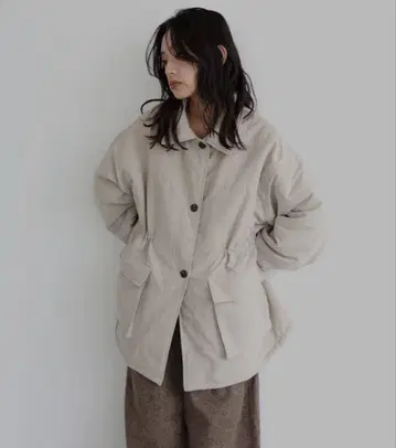 피치 스킨 충전솜 페플럼 자켓