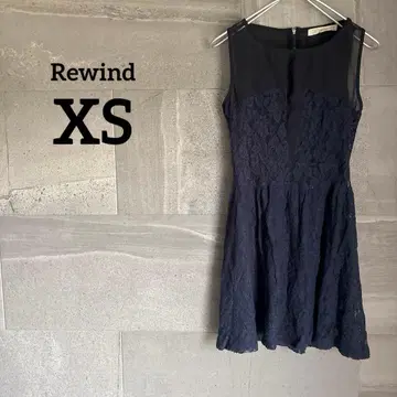 Rewind [ XS ] 슬리브리스 무릎 기장 원피스 네이비 자수