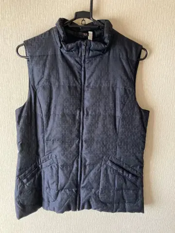 새상품급 DAKS 닥스 퀼팅 다운 베스트 네이비 컬러