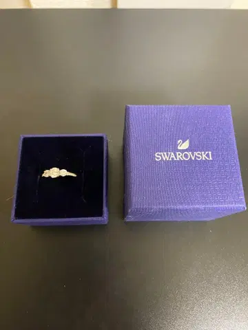 스와로브스키 반지