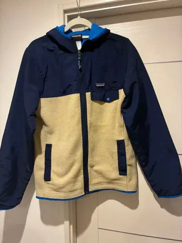 patagonia 쉘드 신틸라 스냅 티 후디 S 플리스