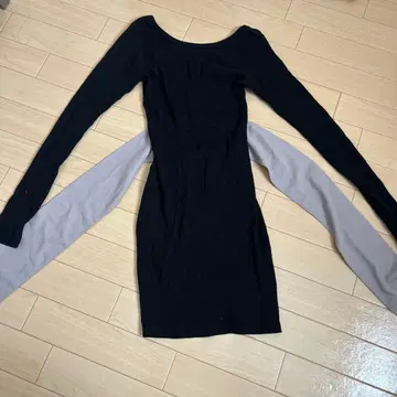 GYDA 리브 니트 미니 원피스 블랙