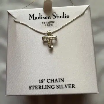 Madison Studio 실버 목걸이