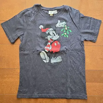H&M/산타클로스 미키마우스 티셔츠