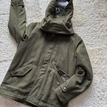 올리브색 모스그린 모즈 코트