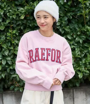 프릭스스토어 새틴 와펜 맨투맨/로고 맨투맨 핑크